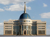 Президент Бердібек Сапарбаевтың отбасына көңіл айтты