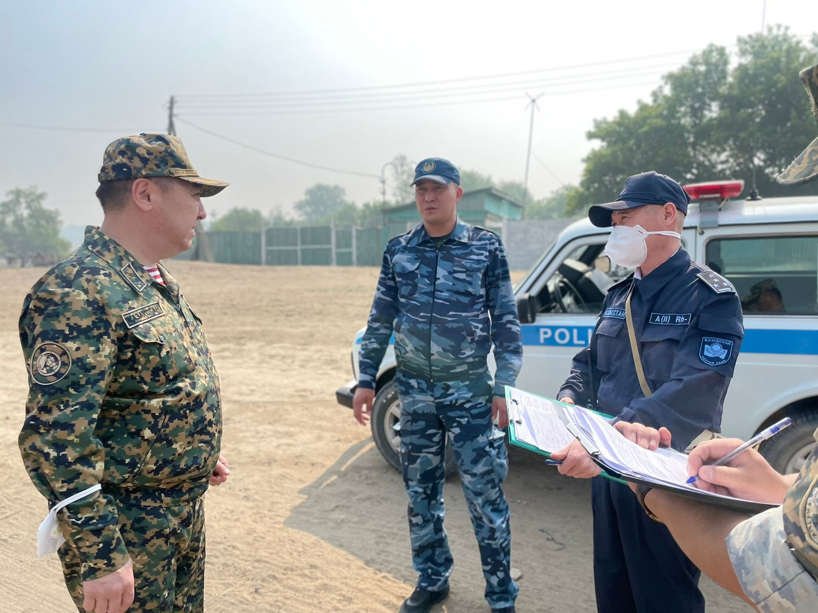 Өрт маңындағы ауылдарға Ұлттық ұлан сарбаздары жіберілді