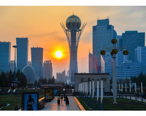 Объективте – бас қаланың бір күні (Фоторепортаж)
