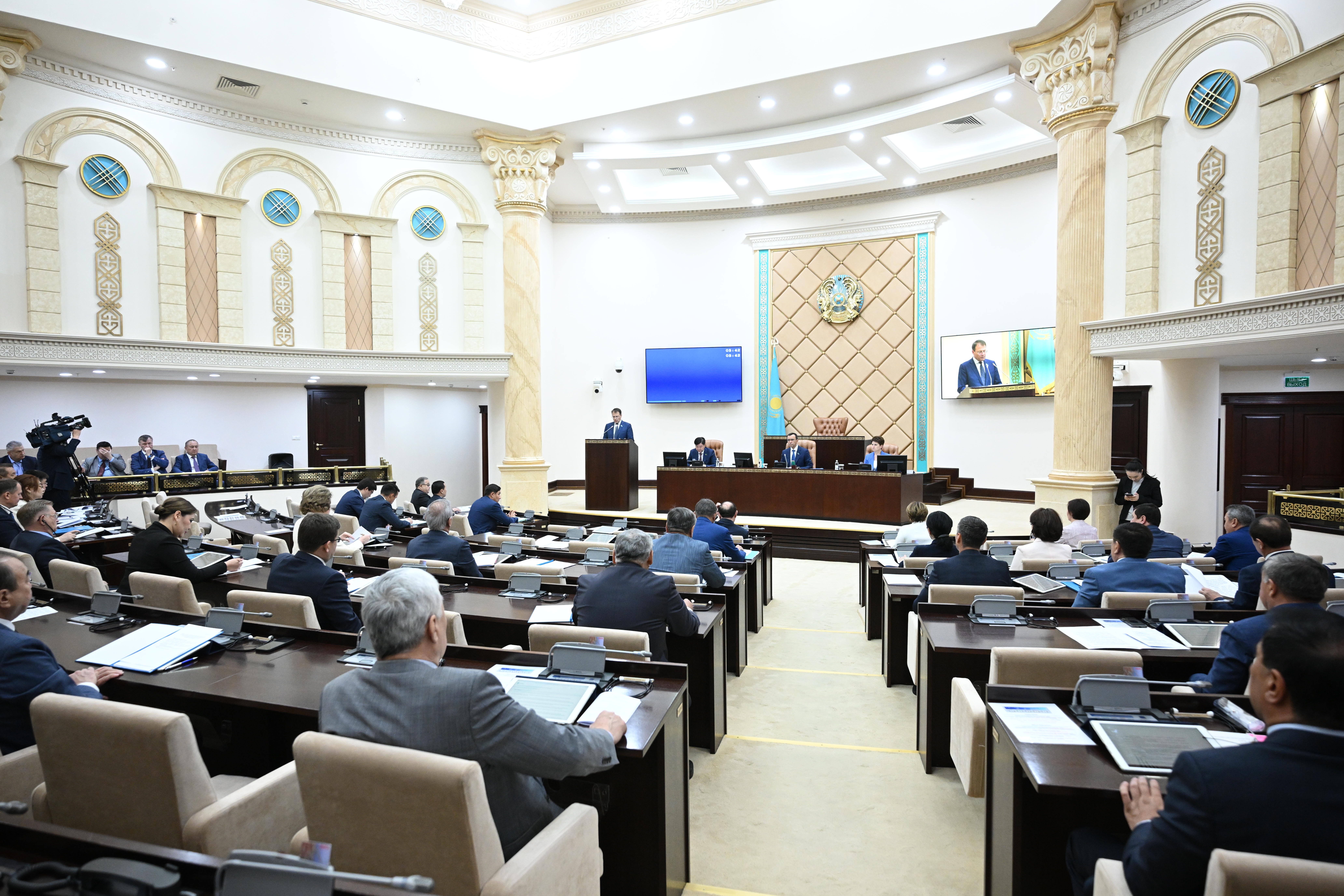 Заңсыз алынған активтерді қайтару туралы