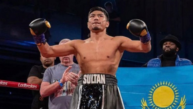 Қарсыласын сұлатып салды