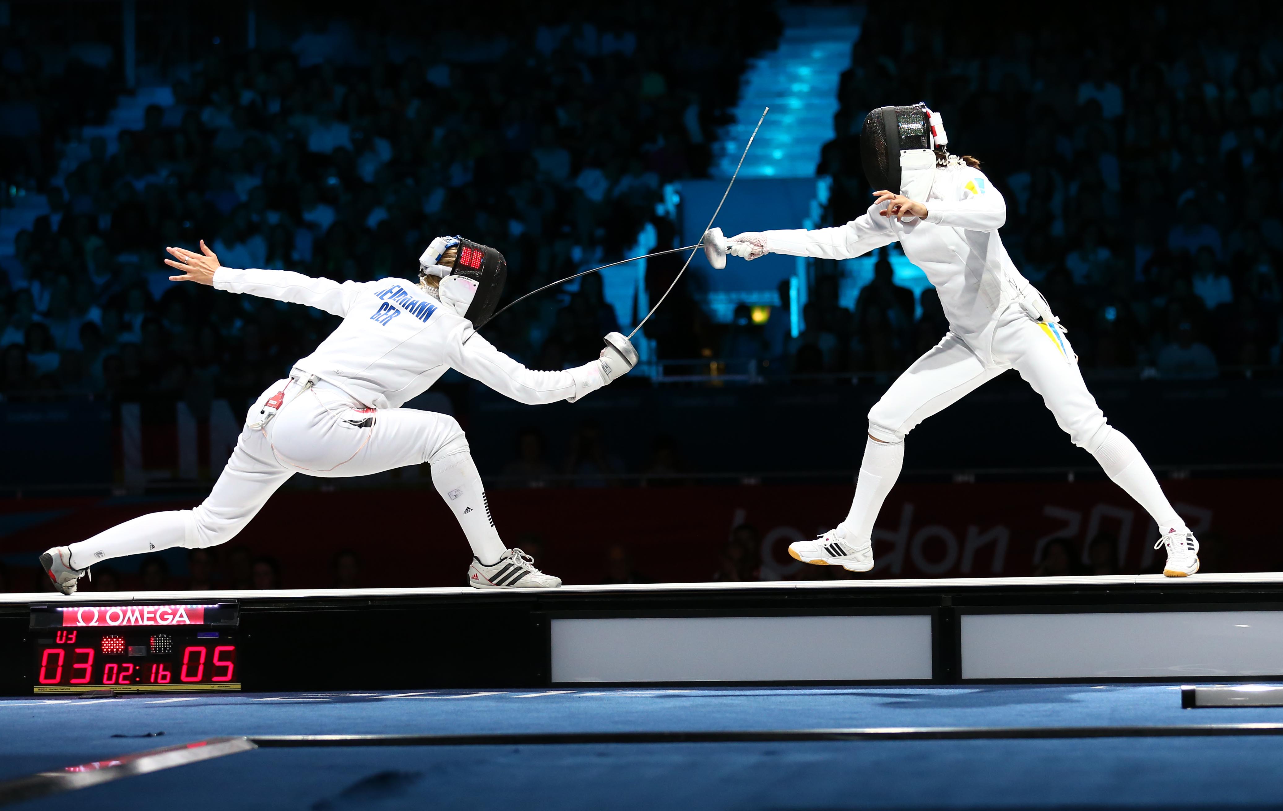 Тарихи жүлдені тарту етті