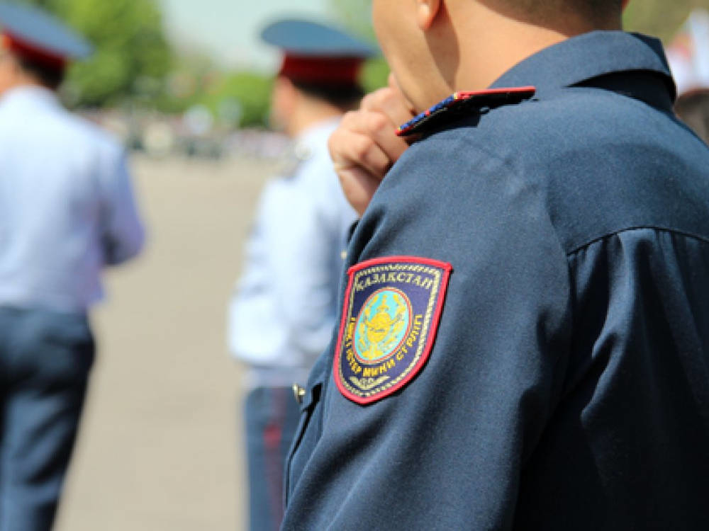 Астанада жас қыздың сусынына есірткі қосып жіберген ер адам ұсталды