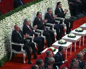 Президент Тәжікстанда «Достық кеші» концертін тамашалады (фоторепортаж)