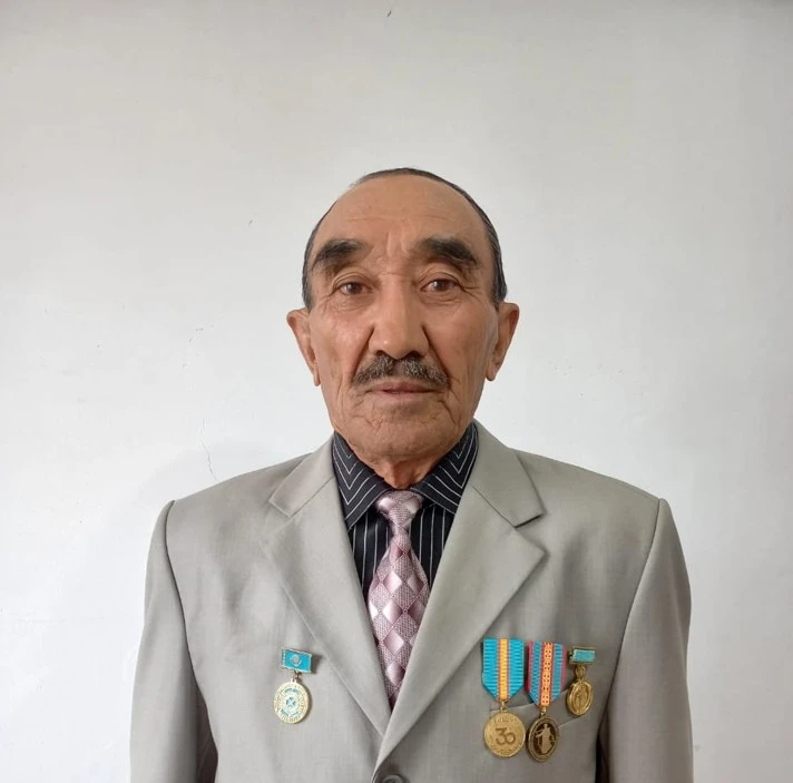 Қолы ашықтың – жолы ашық