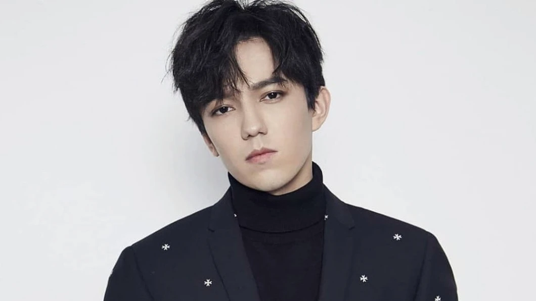 «Халық әртісі»  атағын алатынымды Президент ұшақта келе жатқанда айтты