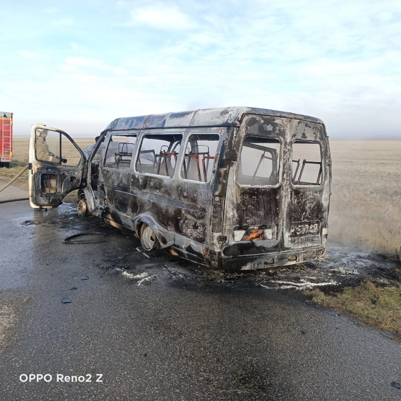 «Ішінде 14 бала болған». Оқушылар автобусы түгі қалмай өртеніп кетті