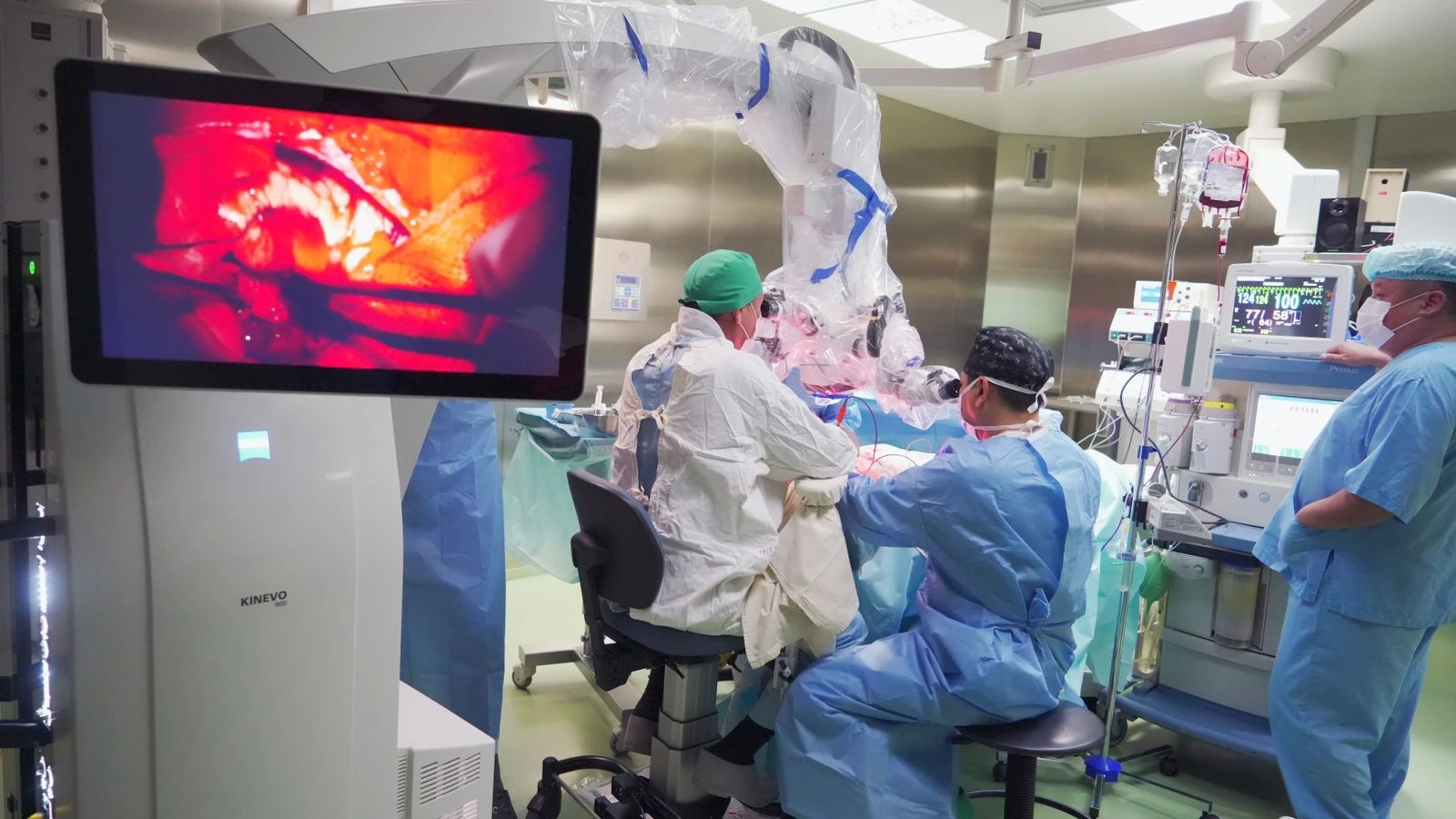 Бала өмірін сақтап қалды