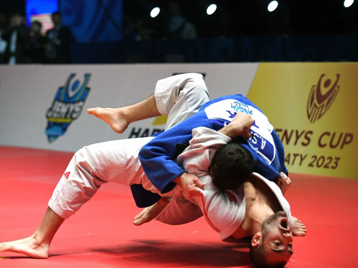 Тартысқа толы татами