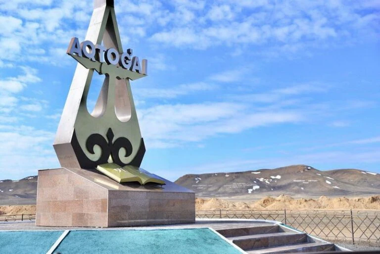 Сайланған әкім: Сенім үдесі