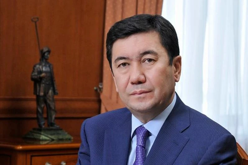 Әр заң қоғаммен бірге қабылданды