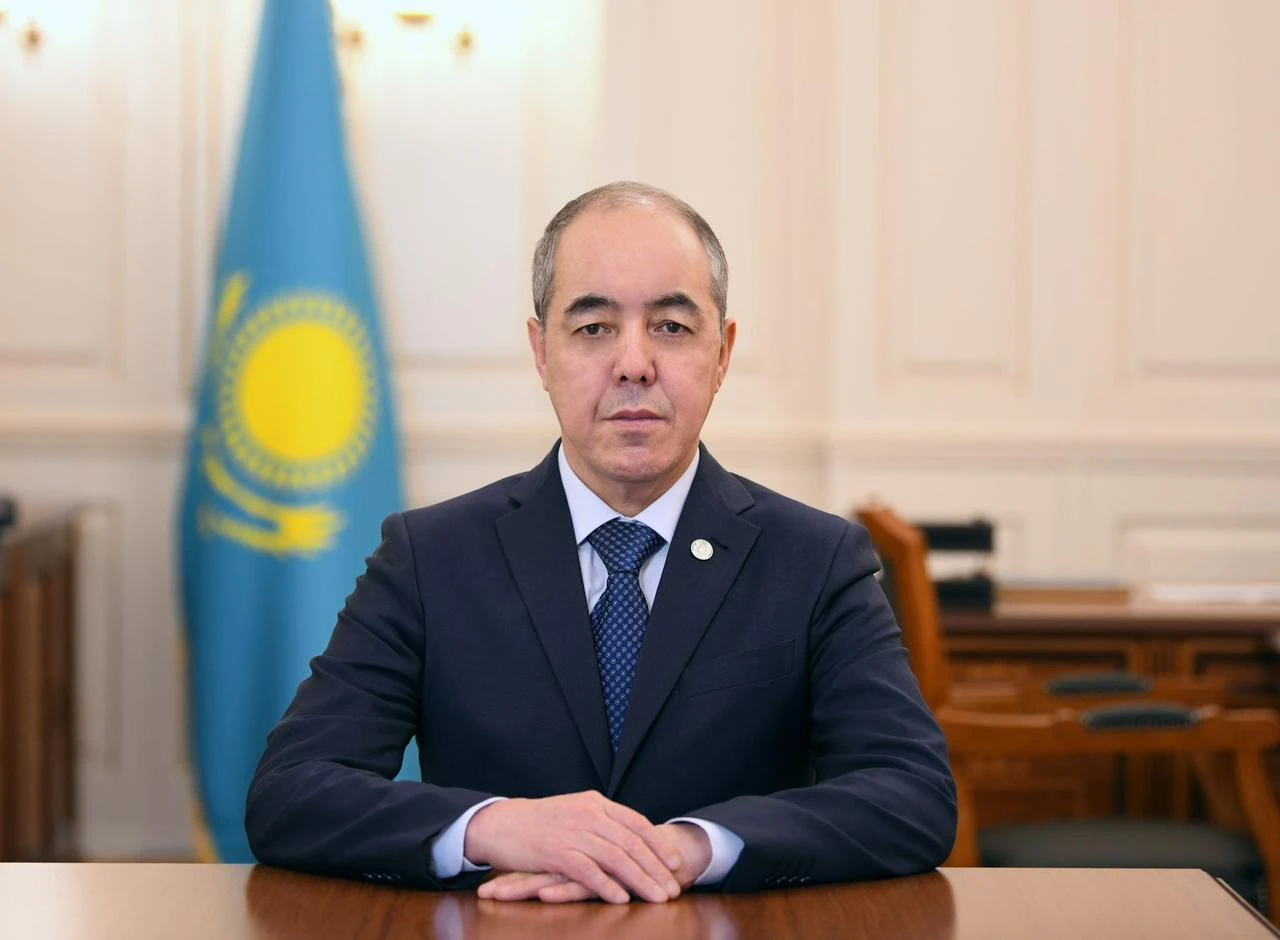 Қоғам дамуына серпін