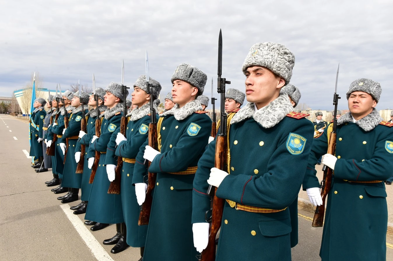 Ел тыныштығының алдаспандары