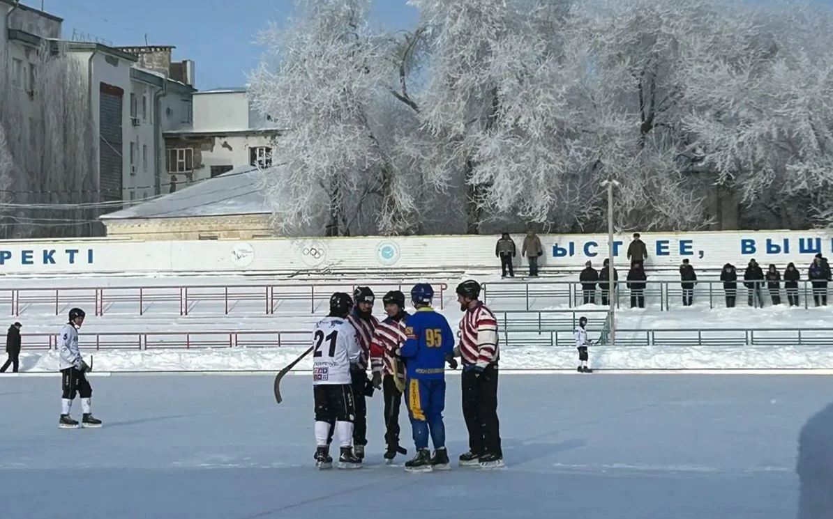 Жеке-дара көш бастады