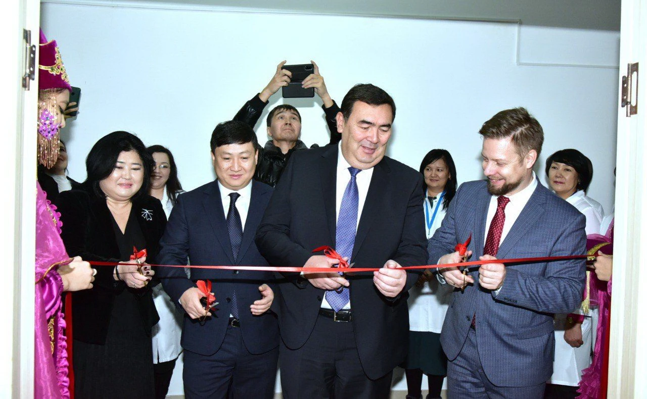 Менделеев университетінің өкілдігі