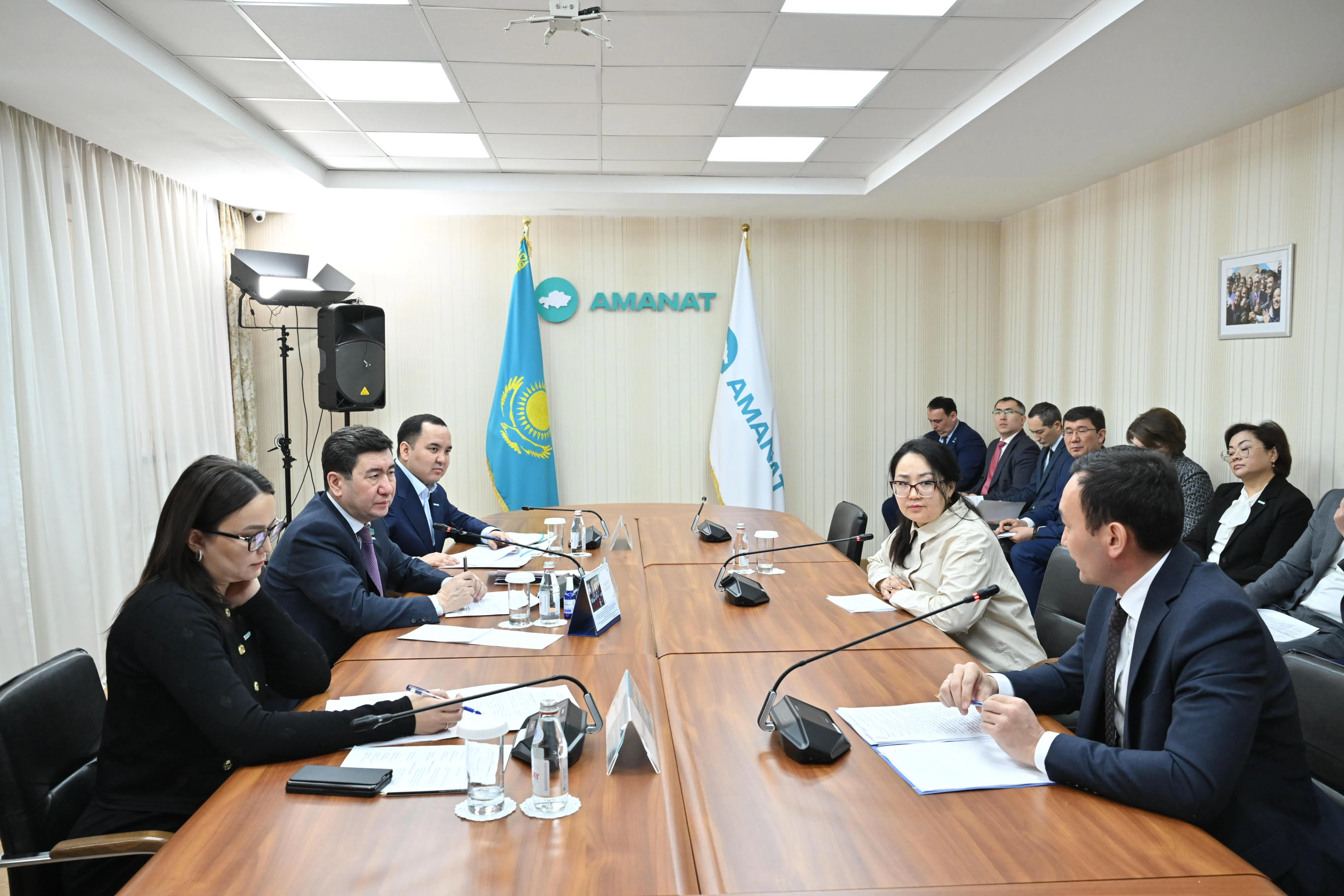 «Amanat» партиясының Төрағасы азаматтарды қабылдады