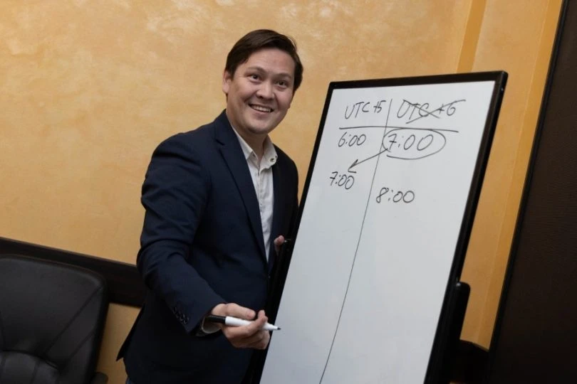 Сағат белдеуін ауыстырудың мәні