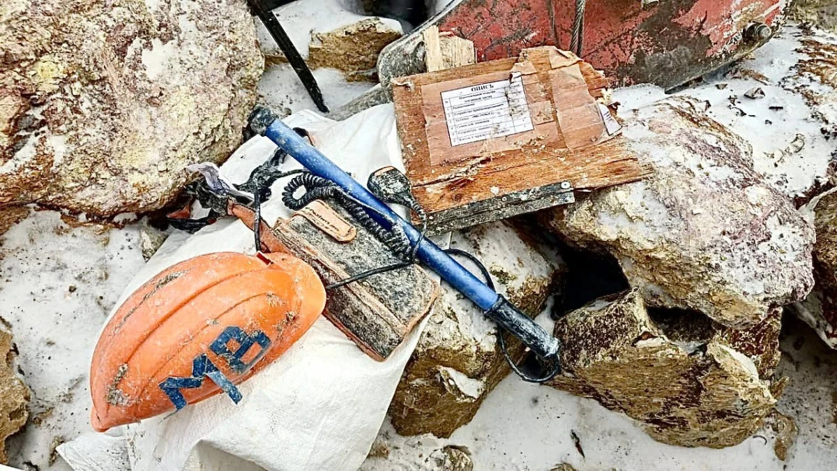 Майқайыңдағы апат: Құтқарушының каскасы, автобустың бөлшегі табылды
