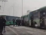 Жарақат алғандар бар. Алматыда үш автобус пен бір жеңіл көлік соқтығысты (видео)