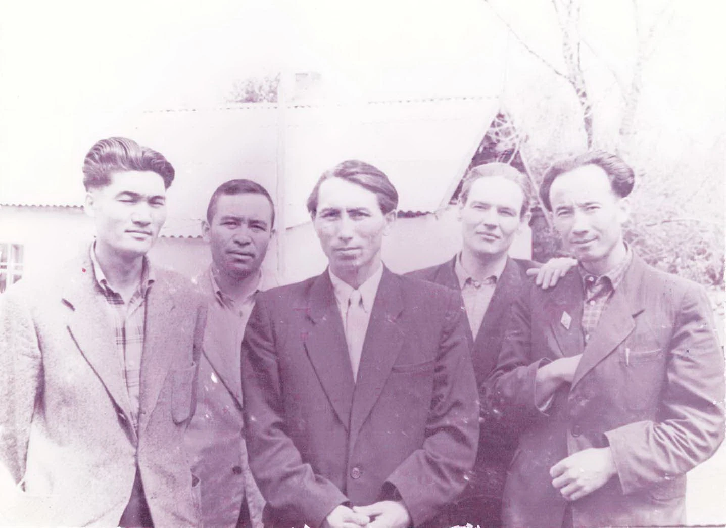 Ақын Нұрсұлтан мен жазушы Мұхаметжан