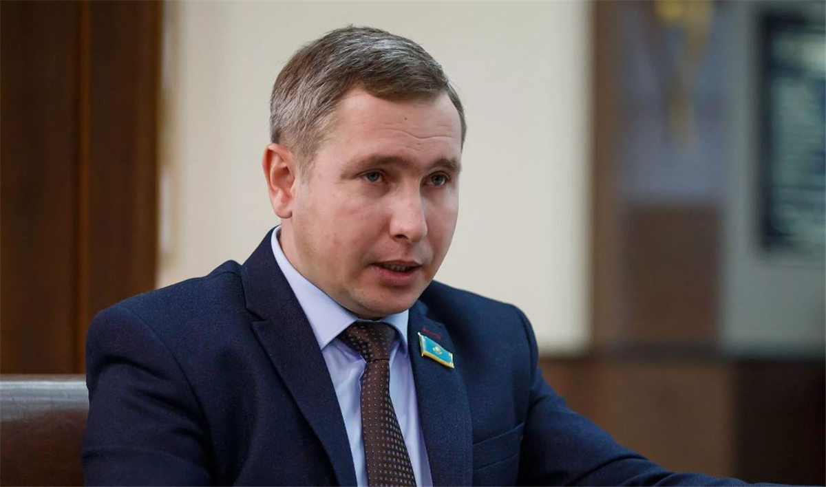 Бізге бірлік керек!