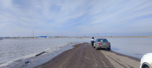 Жангелдин ауданын Арқалықпен байланыстыратын жалғыз жолды су басып қалды