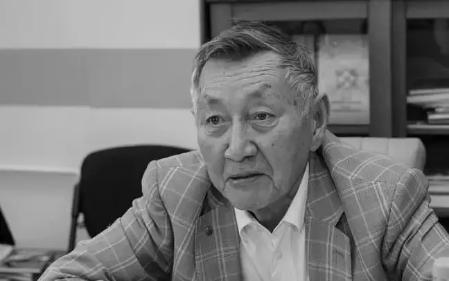 Танымал журналист Ғаділбек Шалахметов дүниеден өтті
