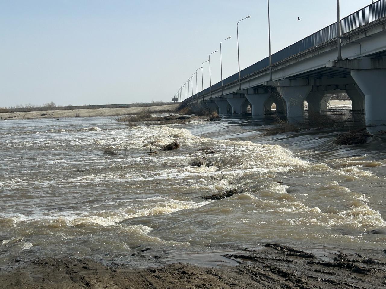 Қаратомар су қоймасынан секундына 1000 текше метр су жіберіле бастады