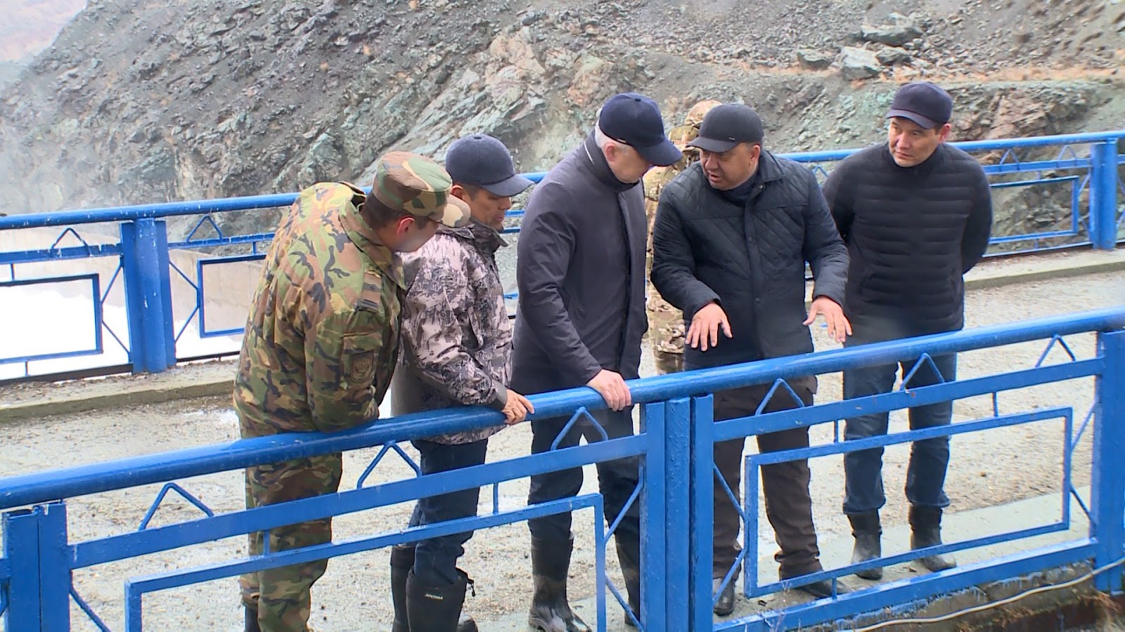 10 мыңға жуық адам қауіпсіз аймаққа көшірілді