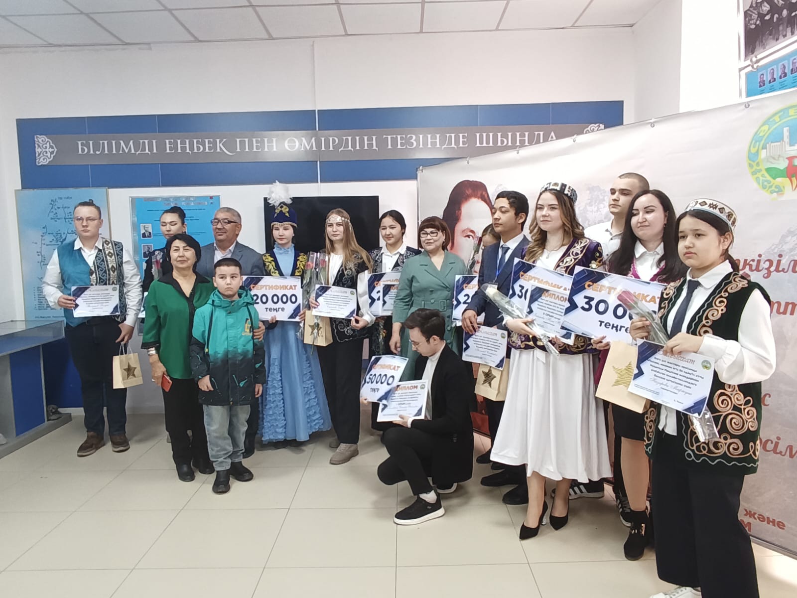 Мұқағали оларға да жат емес