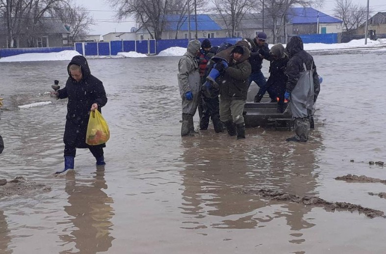 Екінші толқынның екпіні алаңдатады