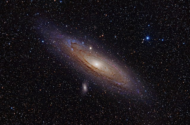 Ғаламшар ғажаптары: Андромеда галактикасы