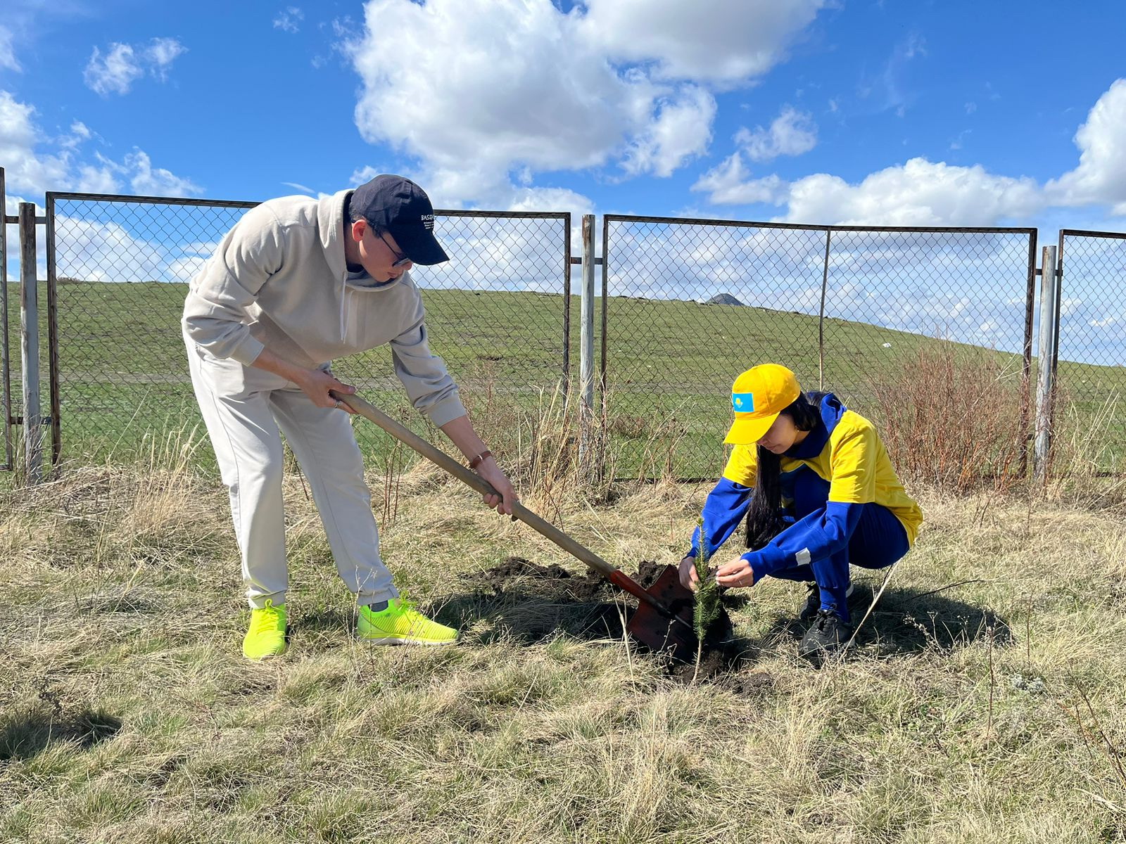 Киелі мекенге көшет егілді