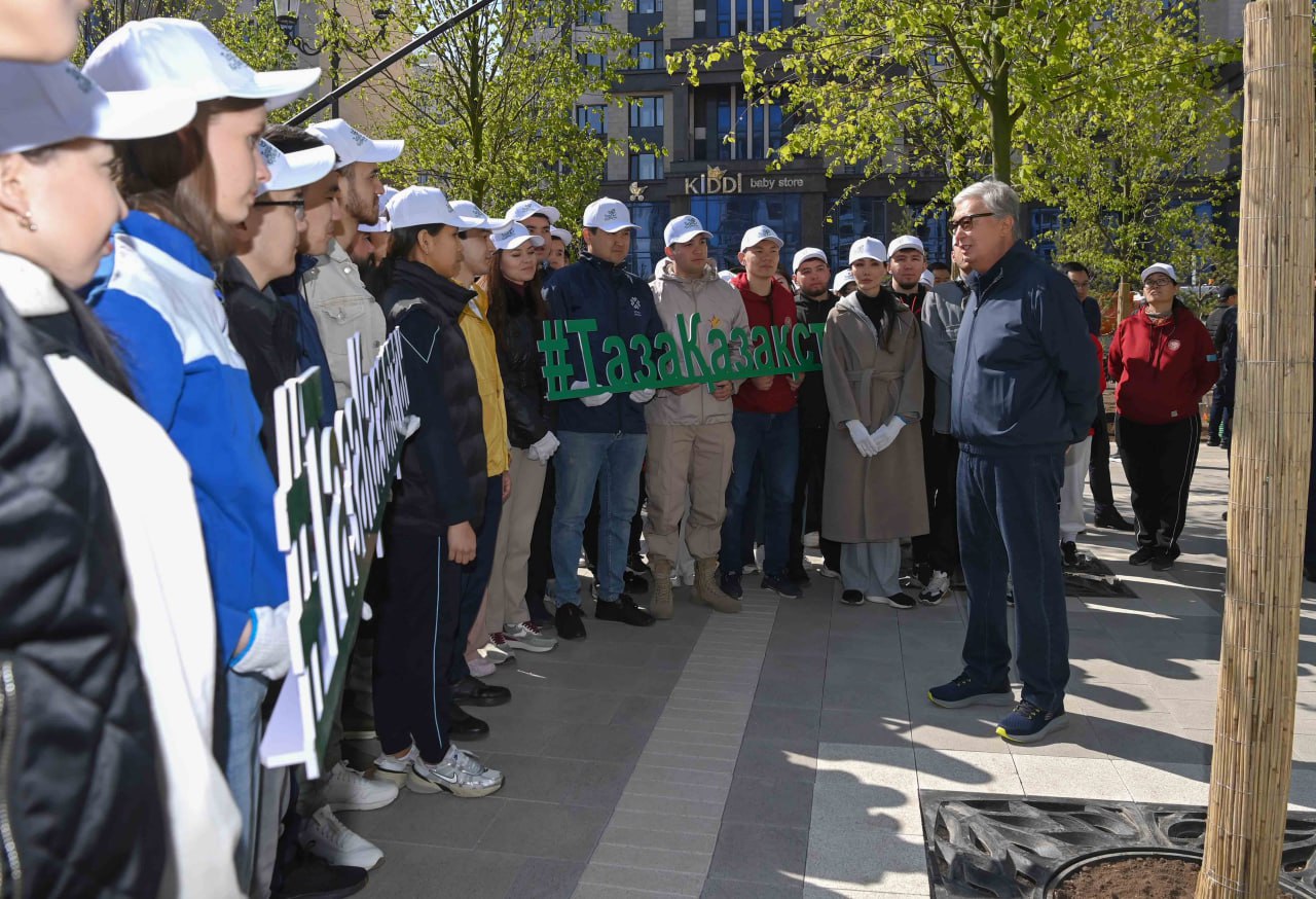 Сенбілік барысында Мемлекет басшысы жастармен әңгімелесті