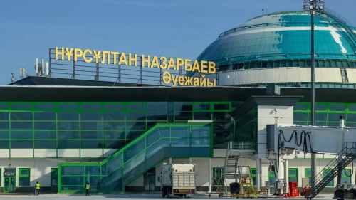 Астана әуежайының қызметкерлері жалақы көтеруді талап етті