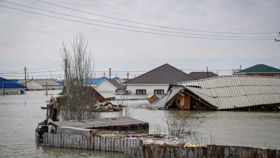 Су тасқыны: 54 мыңнан астам адам үйлеріне оралды