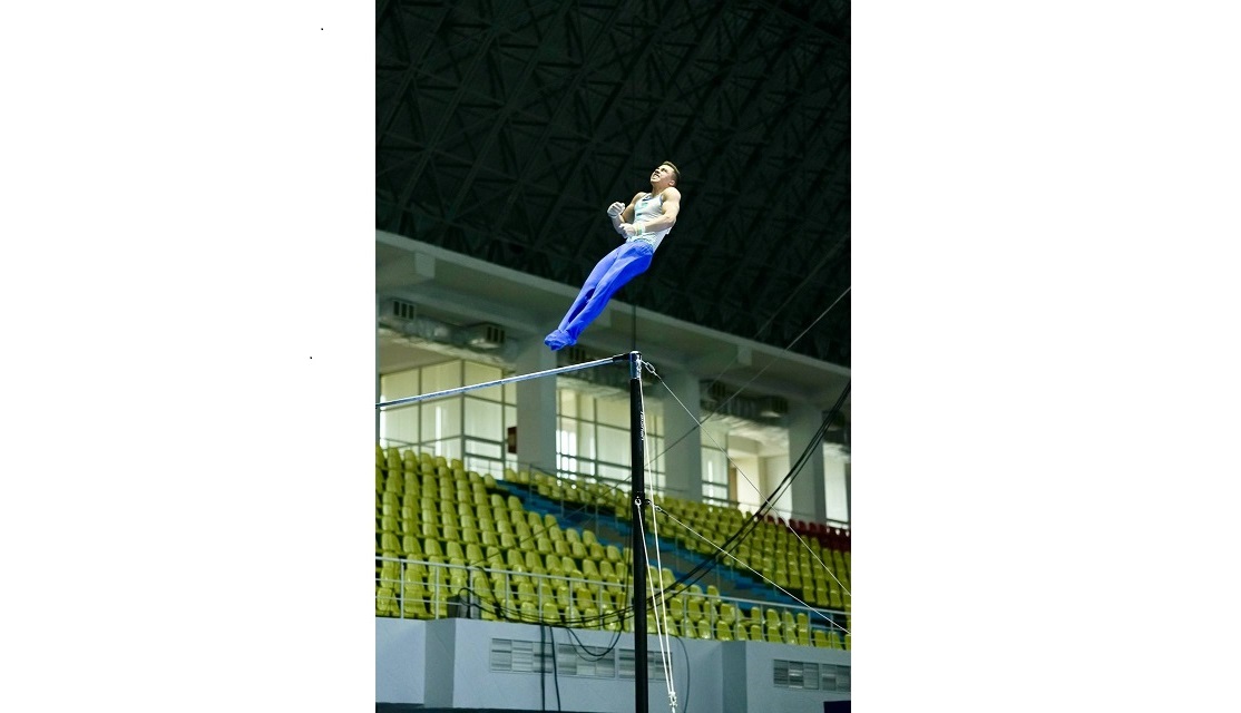 «Бірі - алтын»: Милад Карими Азия чемпионатында үш медаль иеленді