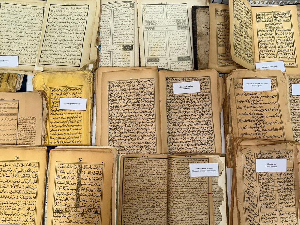 Көне деректер көмбесі