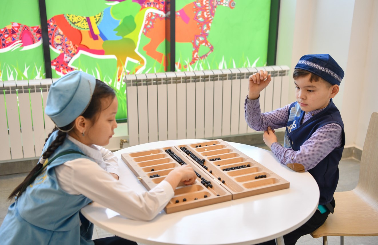 Тоғызқұмалақ – ұлттың төл ойыны