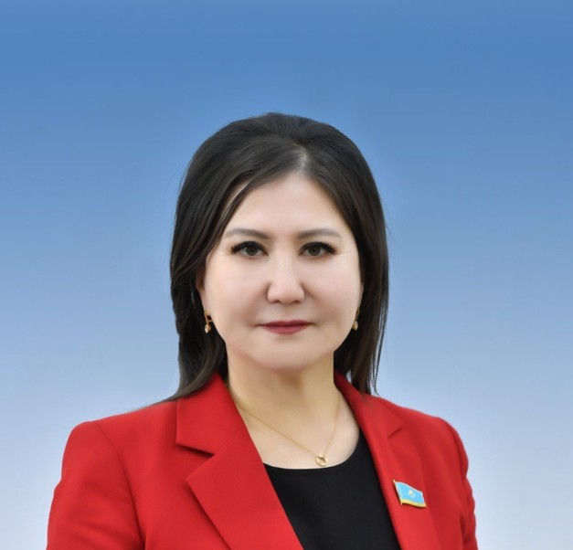 Гүлдара Нұрымова: Қоғамның дәрігерге көзқарасын түбегейлі өзгерту қажет