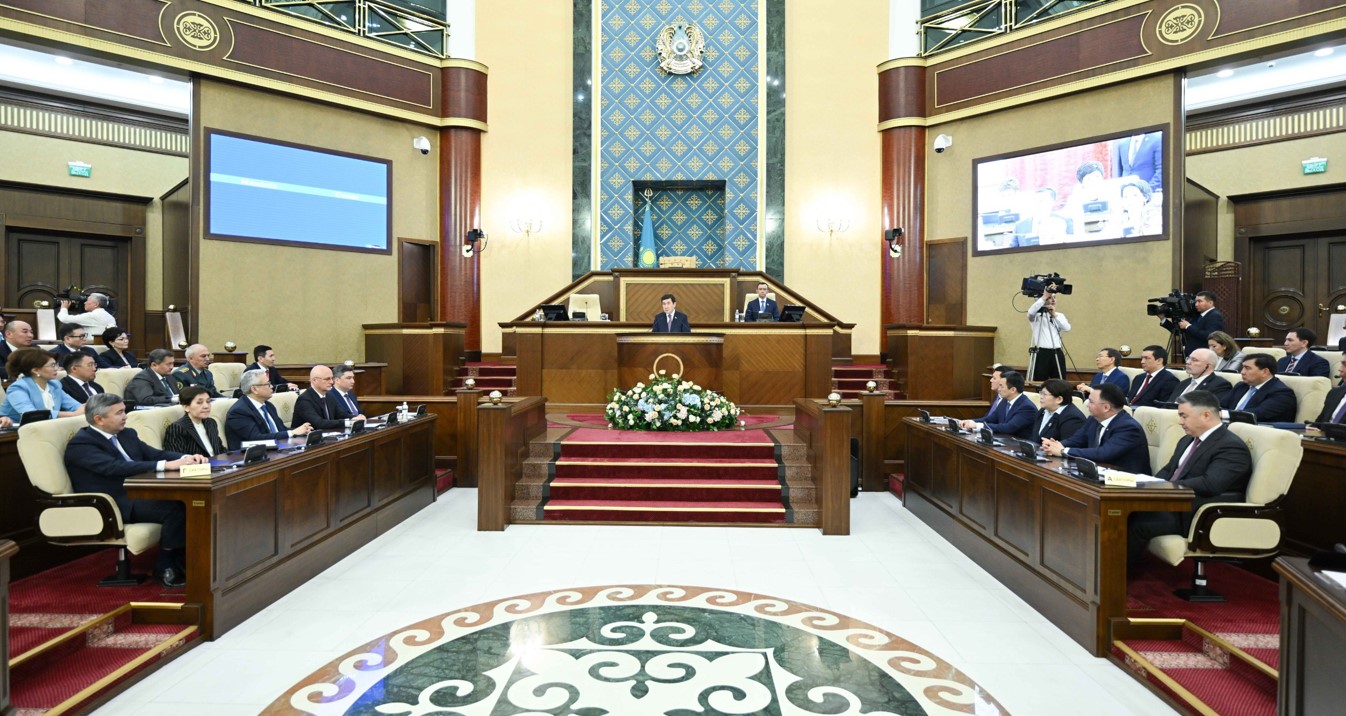 Парламенттің екінші сессиясы аяқталды