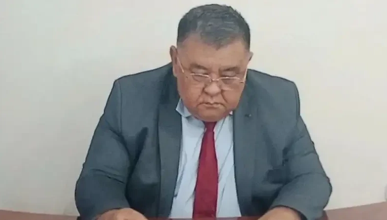 ШҚО-ның бас экологы пара алып жатқан жерінде ұсталды