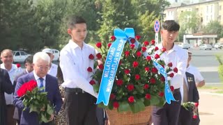 Ташкент төрінде Абайға құрмет