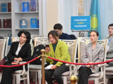 Шетелдегі ел азаматтары референдумда белсенділік танытып жүр