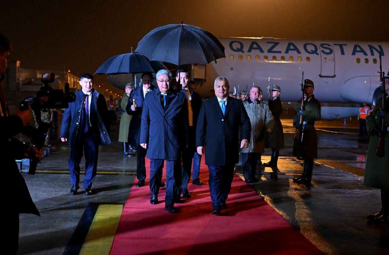 Президент Мажарстанға мемлекеттік сапармен барды
