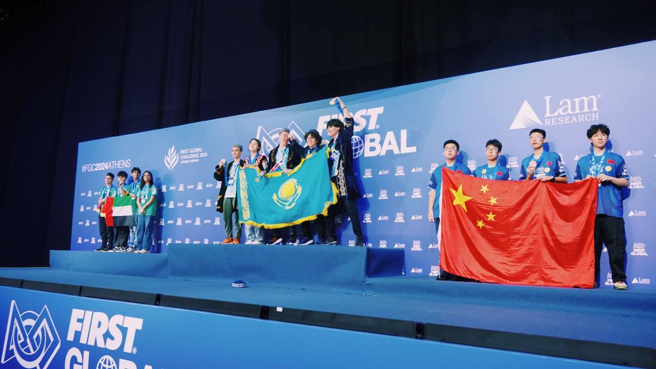 Робототехника: Қазақстандық оқушылар үш дүркін әлем чемпионы