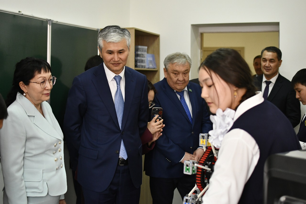 ыы