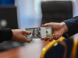Пара алған: Астанада білім басқармасының бөлім басшысы сотталды