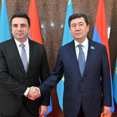 Парламентаралық байланыс жанданады