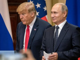 Трамп пен Путин телефон арқылы сөйлесті